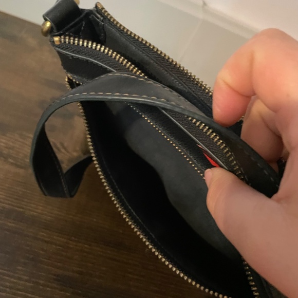 Fossil abstract triangles Crossbody black - Picture 3 of 6